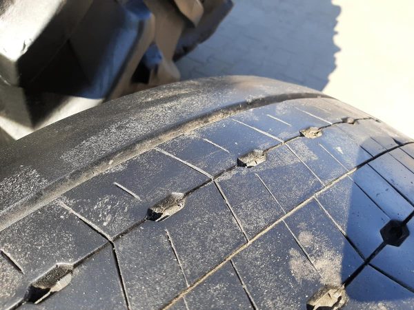 Opona używana ciężarowa 355/50R22.5 MICHELIN X MULTI Z 600zł C2460 - obrazek 12