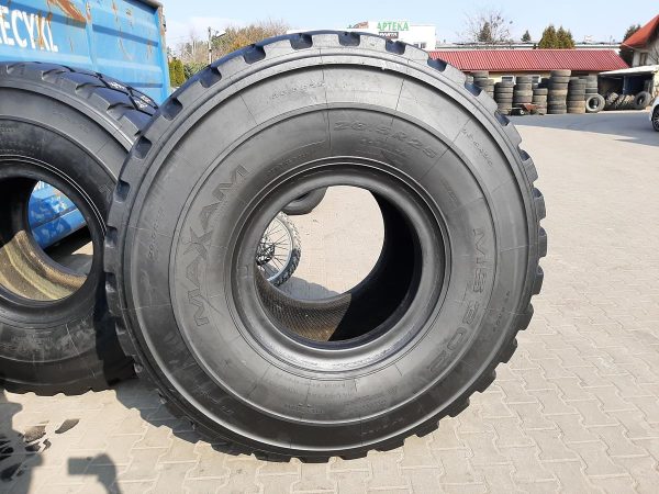 2x Opona używana przemysłowa 26.5R25 MAXAM MS302; 2700zł W4300 - obrazek 2