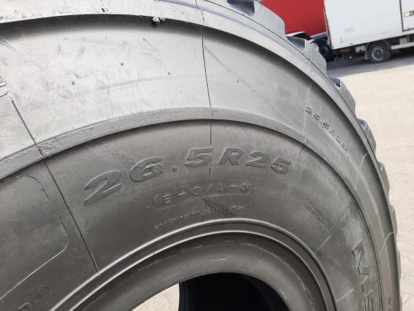 2x Opona używana przemysłowa 26.5R25 MAXAM MS302; 2700zł W4300 - obrazek 3