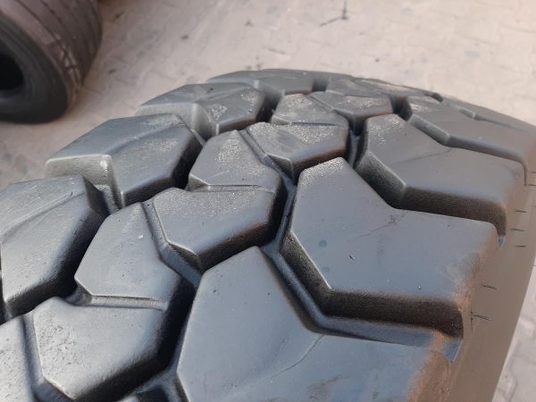 Opona używana ciężarowa 315/80R22.5 SAVA ORJAK MS 780zł C2461 - obrazek 8