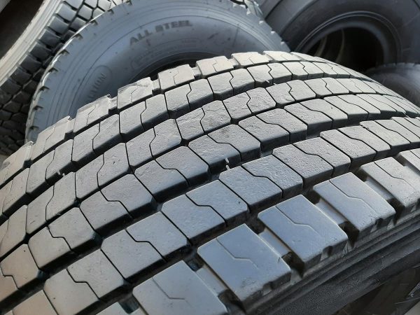 Opona używana ciężarowa 315/70R22.5 BRIDGESTONE M749; 750zł C2462 - obrazek 6