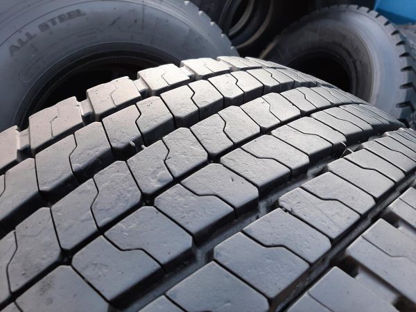 Opona używana ciężarowa 315/70R22.5 BRIDGESTONE M749; 750zł C2462 - obrazek 7