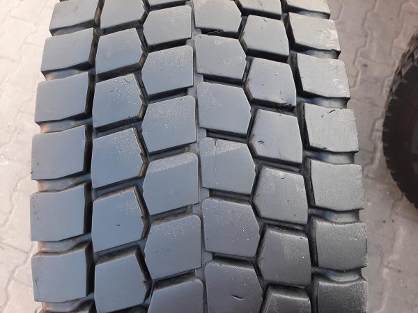 Opona używana ciężarowa 315/70R22.5 BRIDGESTONE R-DRIVE 001 580zł C2464 - obrazek 3