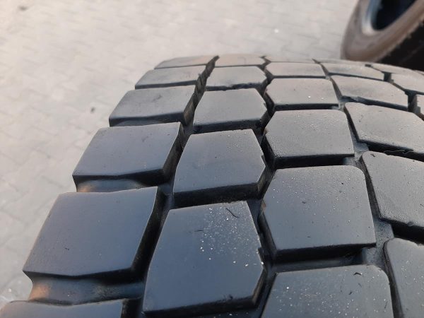Opona używana ciężarowa 315/70R22.5 BRIDGESTONE R-DRIVE 001 580zł C2464 - obrazek 10