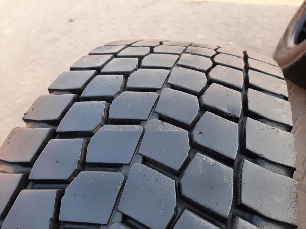 Opona używana ciężarowa 315/70R22.5 BRIDGESTONE R-DRIVE 001 580zł C2464 - obrazek 11