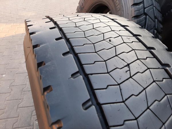 Opona używana ciężarowa 315/70R22.5 BRIDGESTONE ECOPIA H-DRIVE 002; 560zł C2465 - obrazek 6