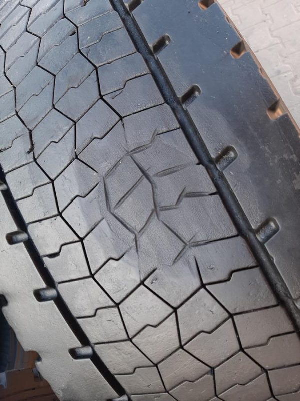 Opona używana ciężarowa 315/70R22.5 BRIDGESTONE ECOPIA H-DRIVE 002; 560zł C2465 - obrazek 8