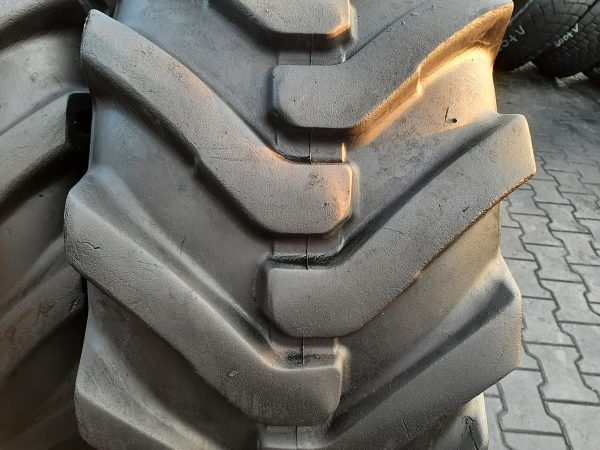 Opona używana przemysłowa 18-22.5 445/65-22.5 BKT MP590 1000zł W4303 - obrazek 5