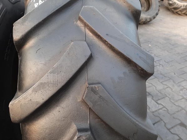 2x Opona używana rolnicza 340/85R24 13.6R24 MITAS RD-01; 750zł W4305 - obrazek 5