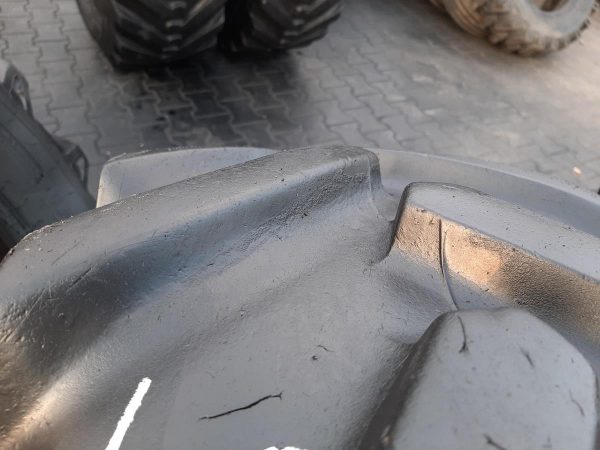2x Opona używana rolnicza 340/85R24 13.6R24 MITAS RD-01; 750zł W4305 - obrazek 12