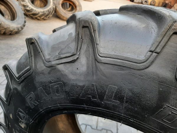 2x Opona używana rolnicza 340/85R24 13.6R24 MITAS RD-01; 750zł W4305 - obrazek 8