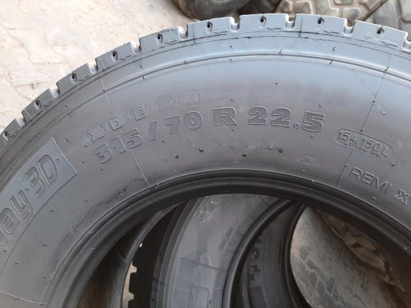 Opona używana ciężarowa 315/70R22.5 MICHELIN XMULTIWAY 3D 600zł C2432 - obrazek 3