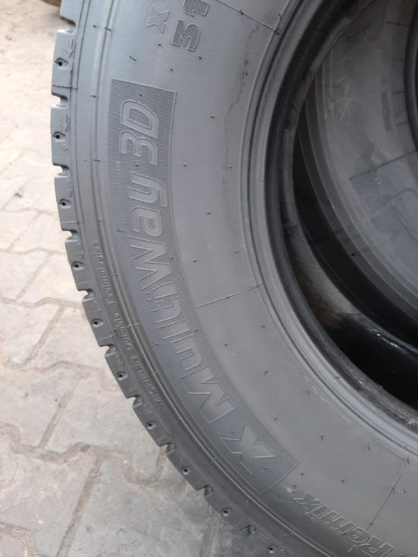 Opona używana ciężarowa 315/70R22.5 MICHELIN XMULTIWAY 3D 600zł C2432 - obrazek 10