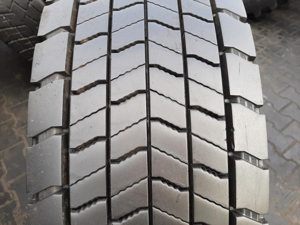 Opona używana ciężarowa 315/70R22.5 CONTINENTAL 750zł C2434 - obrazek 4