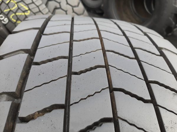 Opona używana ciężarowa 315/70R22.5 CONTINENTAL 750zł C2434 - obrazek 9