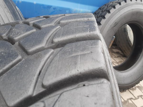 Opona używana ciężarowa 315/70R22.5 SEMPERIT RUNNER 700zł C2449 - obrazek 5