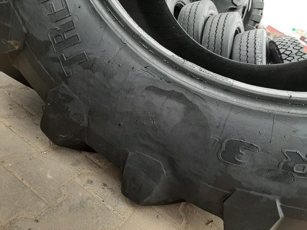Opona używana rolnicza 710/60R34 TRELLEBORG TM900; 3800zł W4318 - obrazek 8
