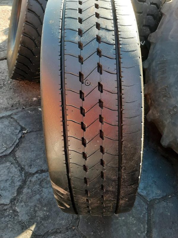 Opona używana ciężarowa 275/70R22.5 GOODYEAR KMAX S 400zł C2460