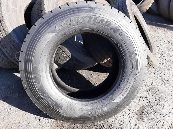 Opona używana ciężarowa 315/70R22.5 GOODYEAR KMAX D GEN-2 750zł C2461 - obrazek 2