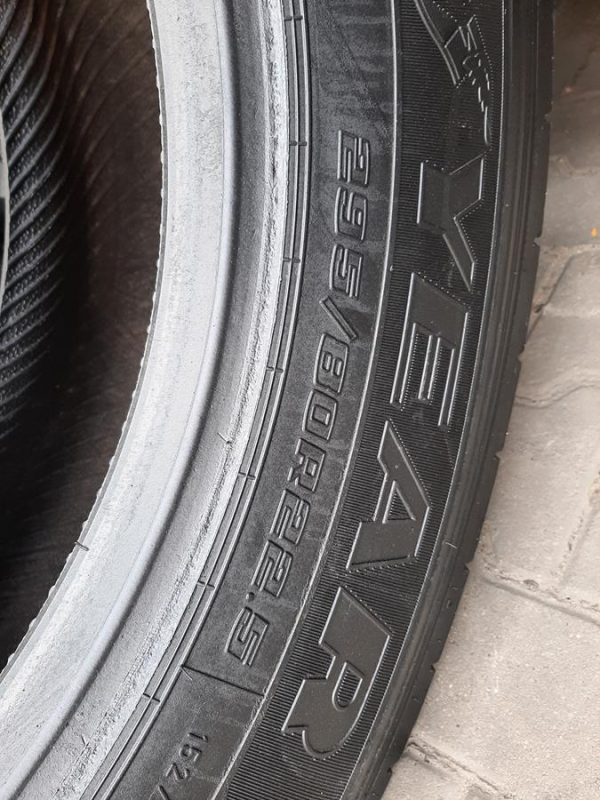 Opona używana ciężarowa 295/80R22.5 GOODYEAR K MAX D 600zł C2480 - obrazek 3