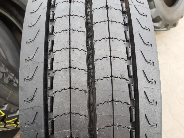 Opona używana ciężarowa 295/80R22.5 MICHELIN X COACH Z 800zł C2485