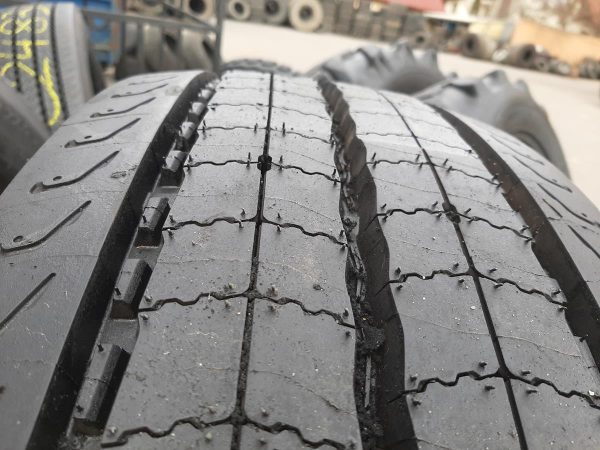 Opona używana ciężarowa 295/80R22.5 MICHELIN X COACH Z 800zł C2485 - obrazek 6