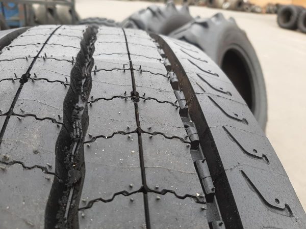 Opona używana ciężarowa 295/80R22.5 MICHELIN X COACH Z 800zł C2485 - obrazek 9