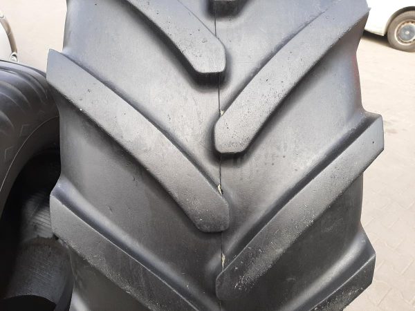 Opona używana rolnicza 540/65R34 MICHELIN MULTI BIB 1500zł W4359 - obrazek 3