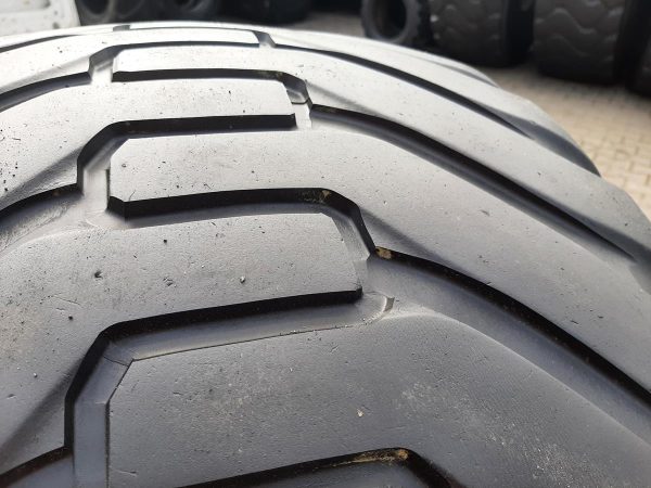 Opona używana rolnicza 550/60-22.5 DE MOLEN TRACTION 500zł W4360 - obrazek 8