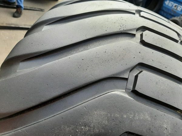 Opona używana rolnicza 550/60-22.5 DE MOLEN TRACTION 500zł W4360 - obrazek 9