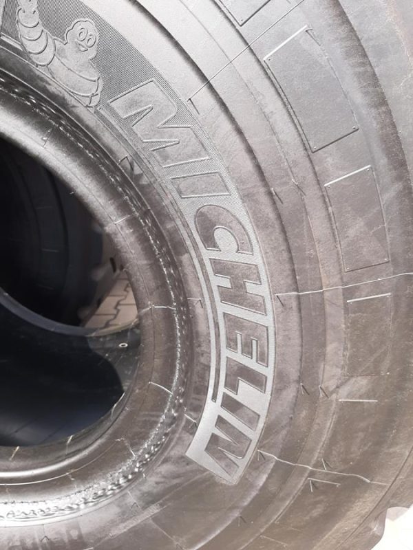2x Opona używana przemysłowa 26.5R25 MICHELIN XHA2; 3900zł W4362 - obrazek 9