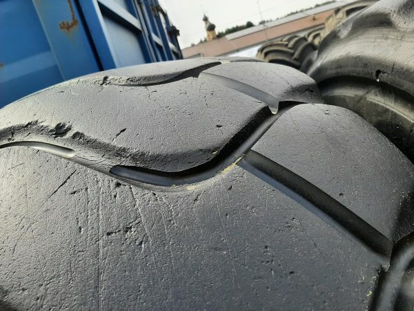 2x Opona używana przemysłowa 26.5R25 MICHELIN XHA2; 3200zł W4363 - obrazek 7