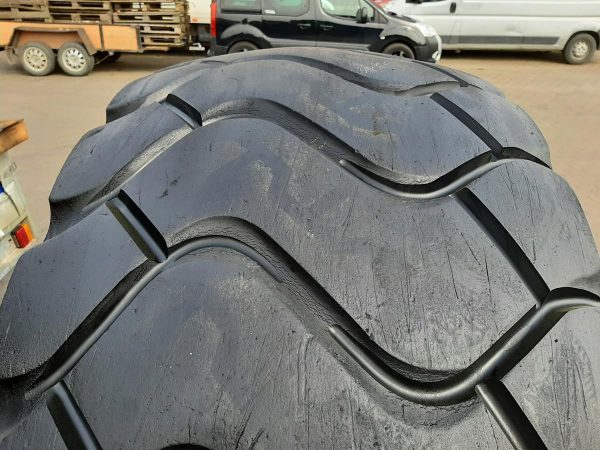 2x Opona używana przemysłowa 26.5R25 MICHELIN XHA2; 3200zł W4363 - obrazek 15
