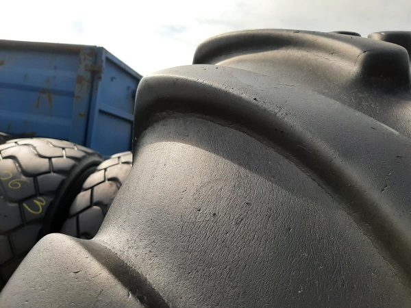 Opona używana rolnicza 650/85R38 FIRESTONE MAXI TRACTION 2800zł W4364 - obrazek 9