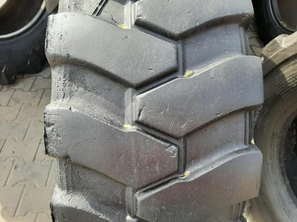 4x Opona używana przemysłowa 315/70R22.5 DELCORA SGX-1; 950zł W4365 - obrazek 4