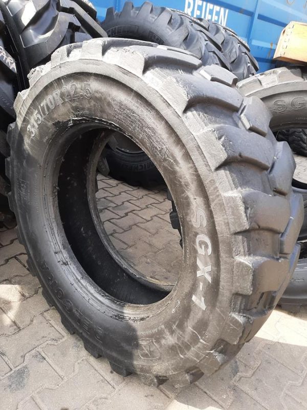 4x Opona używana przemysłowa 315/70R22.5 DELCORA SGX-1; 950zł W4365 - obrazek 2