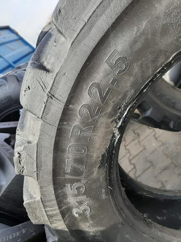 4x Opona używana przemysłowa 315/70R22.5 DELCORA SGX-1; 950zł W4365 - obrazek 3