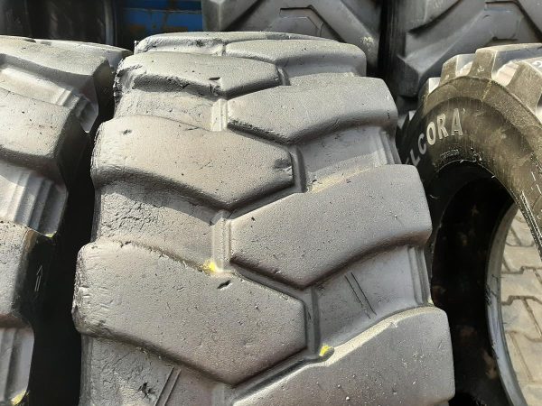 4x Opona używana przemysłowa 315/70R22.5 DELCORA SGX-1; 950zł W4365 - obrazek 15