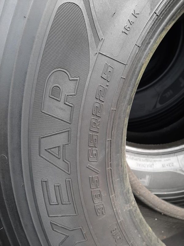 4x Opona używana ciężarowa 385/65R22.5 GOODYEAR FUELMAX T HL 300zł C2493 - obrazek 14