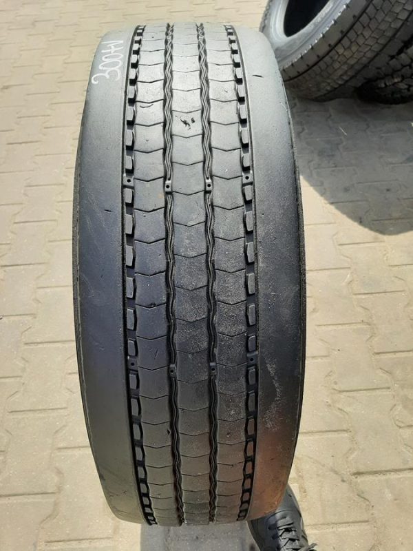 Opona używana ciężarowa 265/70R19.5 MICHELIN X MULTI Z 300zł C2498