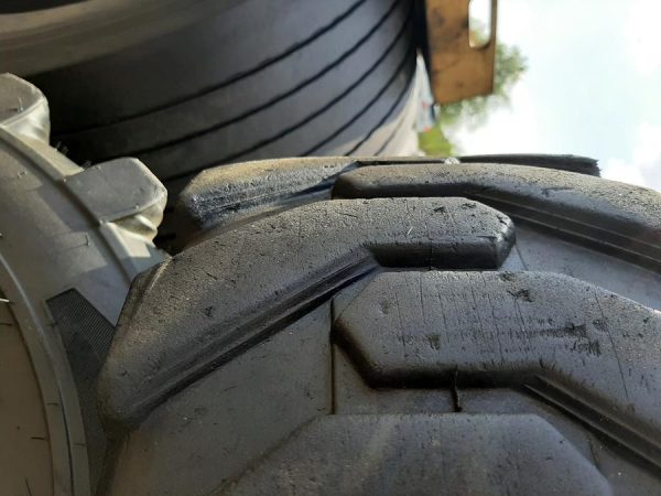 Opona używana przemysłowa 23x8.50-12 TRELLEBORG SK-900; 200zł W4386 - obrazek 8