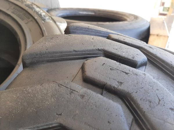Opona używana przemysłowa 23x8.50-12 TRELLEBORG SK-900; 200zł W4386 - obrazek 9