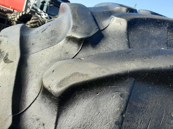 2x Opona używana rolnicza 580/70R38 PIRELLI 900zł W4284 - obrazek 6