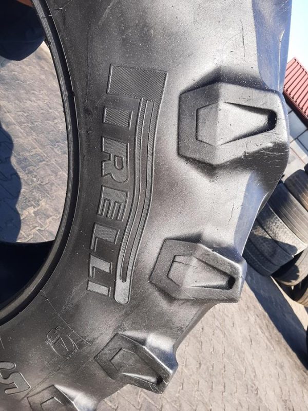 2x Opona używana rolnicza 580/70R38 PIRELLI 900zł W4284 - obrazek 10