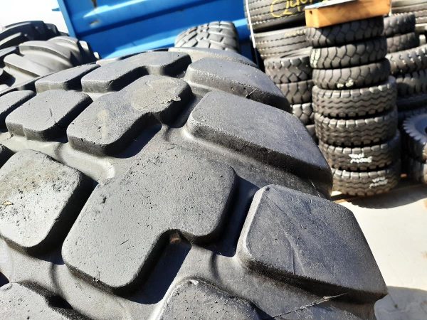 Opona używana rolnicza 650/55R26.5 ALLIANCE AGRI TRANSPORT A-390; 2200zł W4389 - obrazek 12