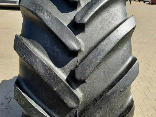 Opona używana rolnicza 600/70R30 MICHELIN AXIO BIB 3500zł W4390 - obrazek 4