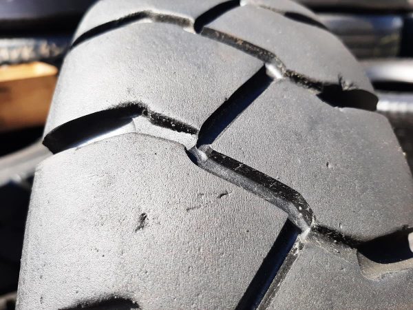 Opona używana przemysłowa 5.00-8 MARANGONI EUROSOFT 50zł W4395 - obrazek 6