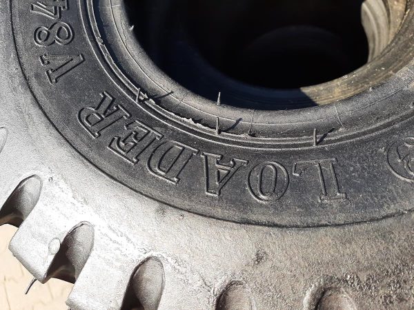 Opona używana przemysłowa 6.00-9 VREDESTEIN LOADER V84; 150zł W4397 - obrazek 10