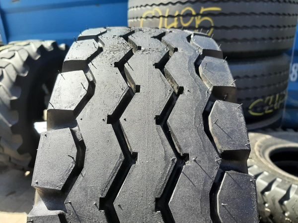 Opona używana przemysłowa 23x9-10 TOYO B-35; 180zł W4400 - obrazek 6