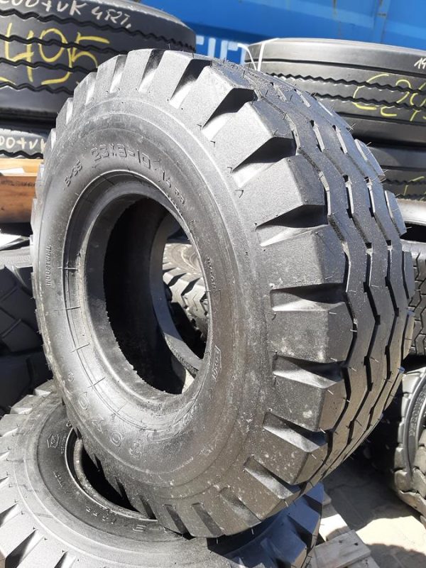 Opona używana przemysłowa 23x9-10 TOYO B-35; 180zł W4400 - obrazek 2